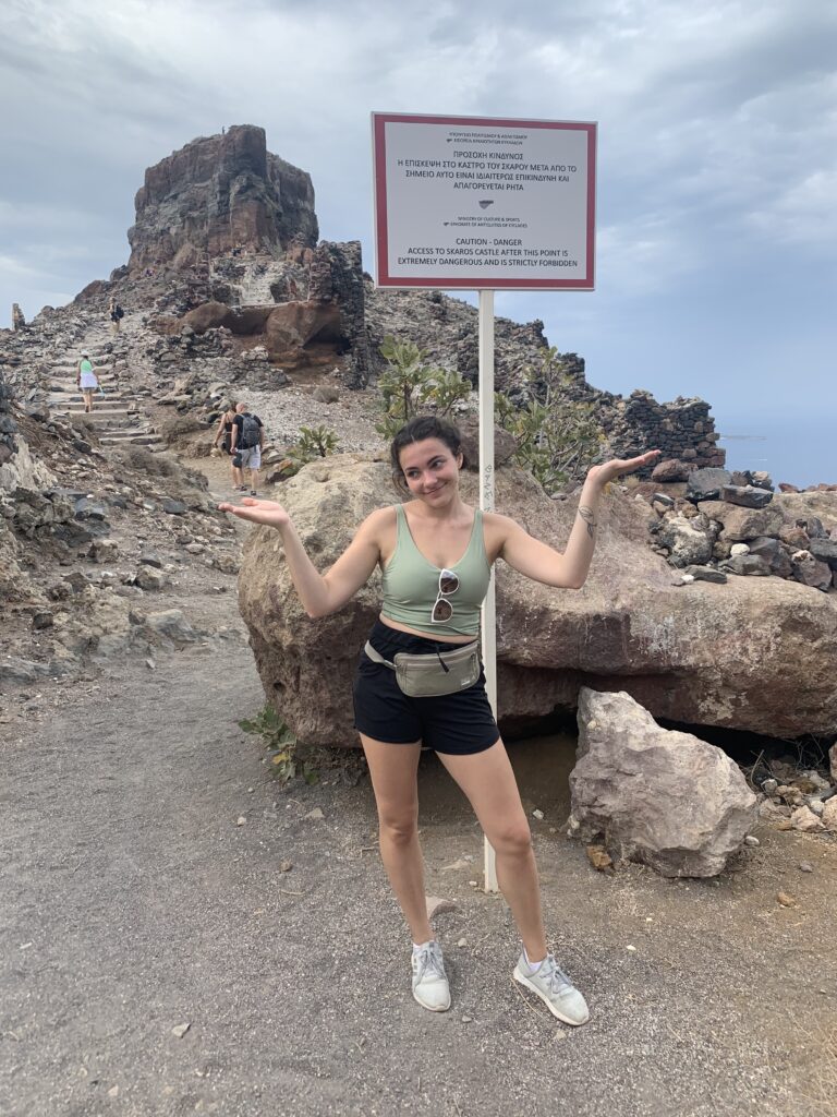 Solo Backpacking Europe Week 2 in Santorini, Greece Lila