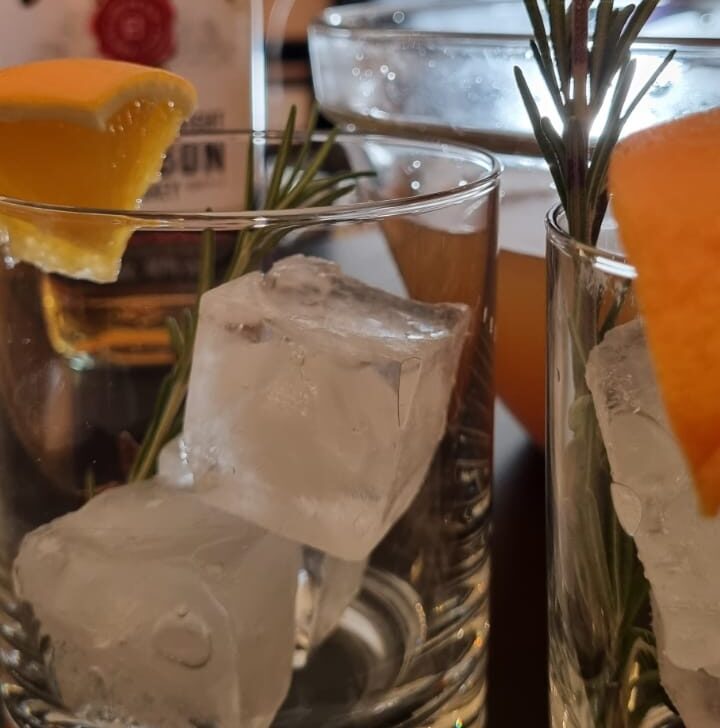 glasses, ice